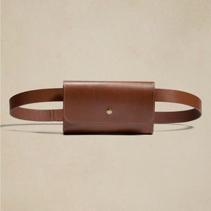 Banana Republic factory all leather belt bag . Never worn! Perfect condition.